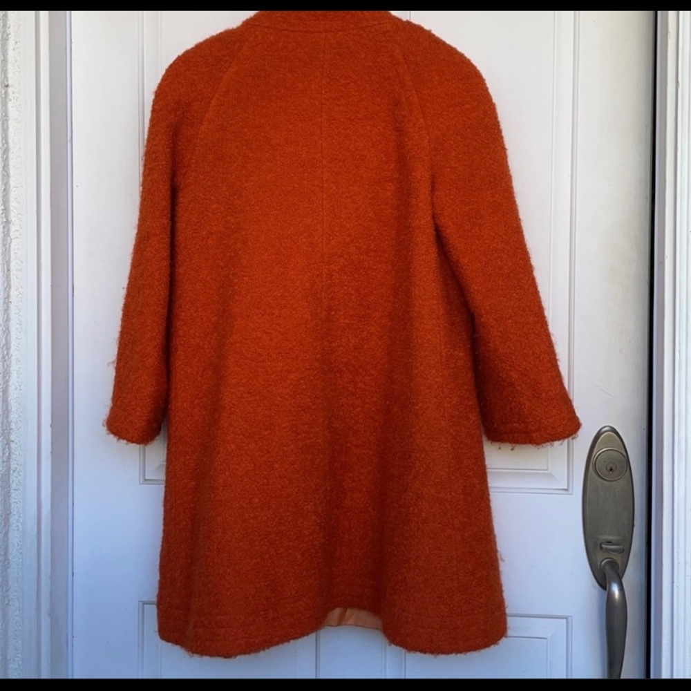 VTG - Orange bouclé Bell coat - Picture 5 of 7